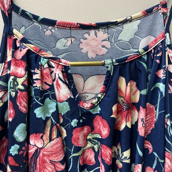 Women’s Floral Mini Dress - Picture 2 of 3